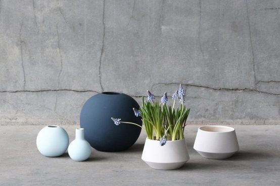ball vase, midnight blue, cooee design