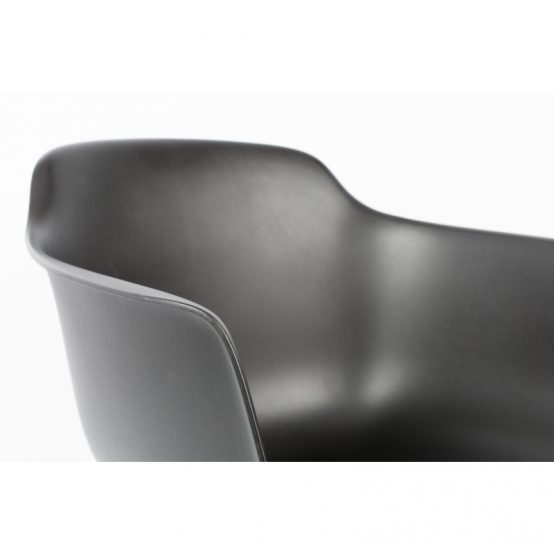 armchair, lenestol, spisestol, minimalistisk stol, nordisk stil, skandinavisk design, zuiver, utendørs stol, kjøkkenstol